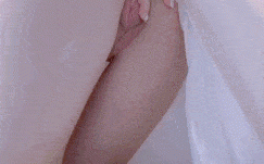 这是什么玩法？把丝袜塞逼里自慰 #cuteli  #小琳 #小小琳 #占星猫 #可爱兔 古风汉服