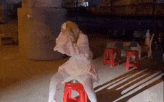 【鞭炮炸逼，鸡圈整活第一人！咬爆打火机，上吊三分钟】极限挑战第一人，又会整活又骚，做爱的时候满嘴骚话，真是全方面到位的福利姬！ #白虎 #口交