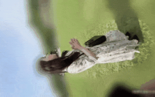 【AV】一位迷人的22岁新毕业的美发师兼受虐狂。当她在街上被遥控震动棒袭击时，爱液从她的内裤里喷涌而出。她高潮迭起，渴望被怀孕，而她的怀孕也得到了确认。/0910041