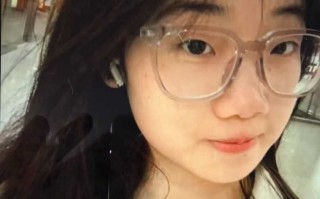 青春校园回忆杀 河北燕郊大学生情侣甜蜜同框 青涩爱情勾起无忧校园回忆