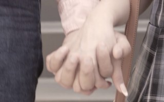 我好不容易表白成功的网红脸巨乳女友，被三个混混强干的翻白眼NTR（磁力链接）