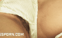 【亚洲 AV】Asian teen +18 hairy pussy starts the morning with hot masturbat/10.12