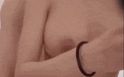 【你干嘛故意不设啊，故意的是吧？】超级性冷淡的女友，一开始还不给拍摄，做爱的时候一直催促男友快射，最后男友生气疯狂用力操，不过这胸是真大啊！ #巨乳极品 #女神 #完美露脸