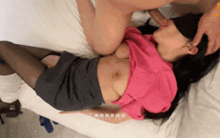 【束缚调教】颜射麦当劳员工小粉 强制口交 皮鞭抽打 疯狂输出精液射满脸 5.28作品