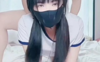 调教完白丝妹妹后直接后入她