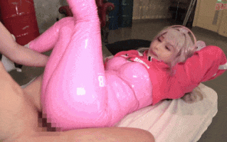 #美颜渲染 #nikke胜利女神 #爱丽丝  爱丽丝轮流服侍二人