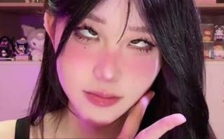 阿黑颜盯榨挑战系列：椰椰小蛙~粉嫩少御高潮脸，圆润好色~【6期-4.16G】