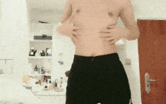 眼镜良家美女刚下海全裸扭腰诱惑约炮开始操逼扶着jb捅入骚穴