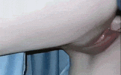 和嫂子激情大战，背着哥哥做爱更刺激，嫂子的皮肤身材真是完美，最后没忍住全射进去了！ #乱伦 #少妇