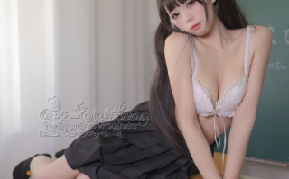 咬一口兔娘ovo《放课后》[54P+1V574MB] 黑丝JK双马尾学生妹