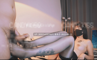 极品女神-candykiss-七夕特辑 是谁的大屁股被操的duangduang的（1V,1.17G）