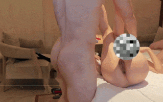 【三人行之带老婆去3P】好兄弟馋了老婆身子许久，做兄弟在心中！必须带上骚气老婆让好兄弟实现愿望，两兄弟齐上阵！脱下裤子掏出吊，老婆直呼:救命啊，我的逼要坏掉了！ #绿帽 #少妇 #人气