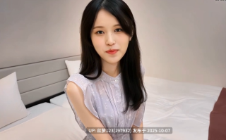 「名井南Mina」日本女歌手超苗条身材嫩妹和男友宾馆自拍 无码流出