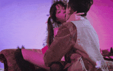 【真人 AV】4458.中国女孩尤里和男朋友上床，然后。[舟合4458]