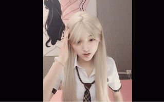 [高颜值]04年极品尤物美少女！被胖大叔玩穴 鸡巴太短不尽兴只能玩玩具