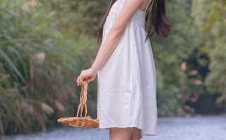 080 - 八月订阅【溯溪之夏】恋爱循环 [60P1V]