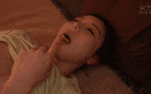 【AV】义姐的乳头诱人至极。光滑美乳与丰满下半身让我理性崩溃，兄长不在的3天里，我多次玩弄她的乳头并交合。白峰美羽/09220021