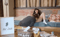 【真人 AV】4300.性感的台湾青少年九九，身材完美，呻吟。[舟合4300]