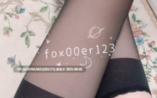 [度盘]贫乳萝莉福利姬小兔软糖私拍福利214P11V2G