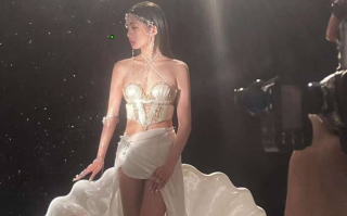 钢枪三月舞蹈生，浙大艺考第一，太骚了{51p + 41v}