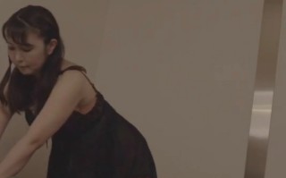 反差性感人妻的堕落