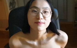 国产极品博主刘玥 juneliu 风骚眼镜妹的诱惑 为你加油打气