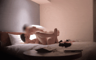 【AV】【无藻加分】170cm F罩杯的奈绪酱，是性经验很少的清纯美术生，阴道和阴蒂发育成熟，觉醒后会变成/0909012