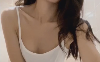 完美露脸 21岁在读大学生小梦 一线天小穴榨干男友