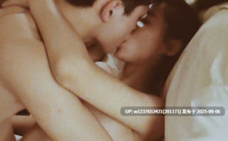 [度盘]小鲸鱼淫妻绿帽人前露出合集1088P123V22G