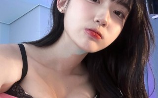 【0.4萌币】韩国麋鹿小姐姐【golaniyule0】高质量卡点舞热舞两期，跳骚这一块还是产业成熟啊~（4K画质增强版）【5p2v-465MB】