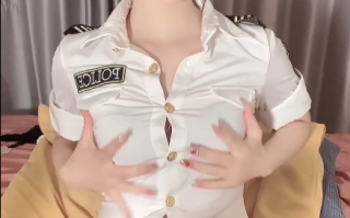 推特顶级福利姬-白鲸（羽柔子）-新流出 黑丝空姐骑乘自慰（1V,585M）