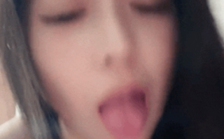 清纯校花级美女 泡芙芙 啪啪~足交~口爆~快被操哭 [3v+3.53g]