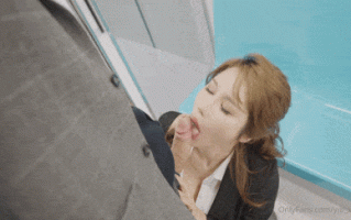 26辛尤里yun_xin_tw：Onlyfans赞助剧情向视频-地铁