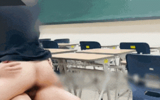 在教室狂操学姐好刺激阿 #后入 #骑马 #美臀巨臀