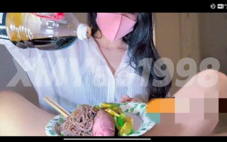 精子拌面，鸡巴加面条的饱腹感真强（有些猎奇）