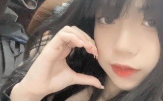 大三高颜值学姐婷妮与男友自拍露脸口交做爱视频流出 情趣内衣诱惑 后入爆操视频被男友网站售卖!