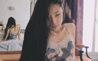 知名华人留学生网黄「Spicy Gum」「刘玥」有一个性欲旺盛的亚裔女友是一种怎样的体验？一大早就来调情榨精