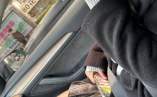 清纯大一学妹多p【35p+1v 609M】