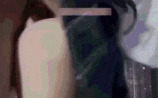 【后入哥每次做爱都在后入】这屁股的魅力有这么大吗？07年合法萝莉，这娇小身材屁股还挺翘，怪不得男朋友只喜欢后入！ #后入 #蜜桃臀 #少女