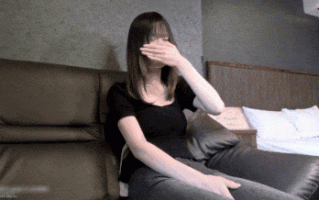 【AV】【素人初次拍摄，露脸】加隆（18岁）165cm42kg苗条D罩杯。阴道拍摄、阴道射精、朗读玩具游戏/090808