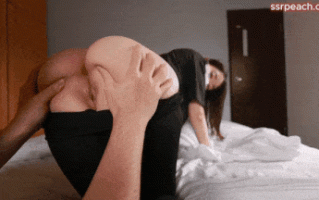 视=11台湾清华大学外文系臀后健身教练「Ellie」OF剧情私拍，健身女教练为了业绩，不惜牺牲了身体证明自己的课程品质