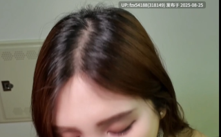 高颜值露脸！零零后台湾人气模特「艾希」OF性爱私拍 调教母狗在家等主人回家清理精液【1v度盘】