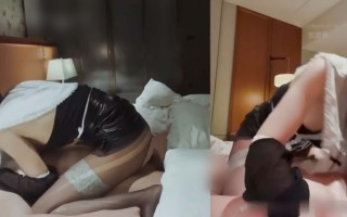 妹妹被撕烂黑丝猛怼后才觉得太疼大喊不要