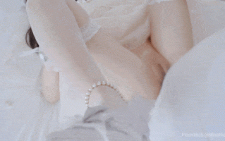 15穿着婚纱被爆操内射