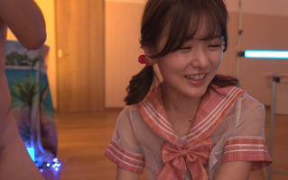 永濑唯隐退作品 可爱小萝莉日本女优和他的粉丝淫趴