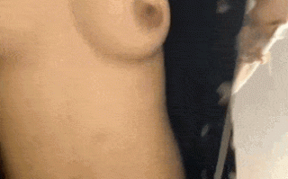 顶级萝莉 lelebaybay 甜美反差婊自慰大秀 假屌捅穴爽到喷水 春情荡漾香艳刺激诱惑爆棚！  #反差  #童颜巨乳  #白虎  #萝莉 #自慰