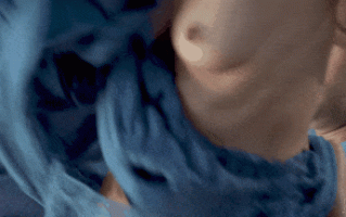 视=9【高清-无码】背地里偷着操就是刺激，给她射全身都是