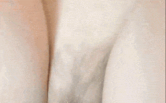 【国产剧情】性感女房客让我去她家帮忙换灯泡，我发现她床上竟然还有成人玩具，这个太会玩了！一时精虫上脑控制不住的强奸内射了她！事后说给她免去这个月的房租，她不但拒绝，居然还说要去告我把我告到进去踩缝纫机！ #国产