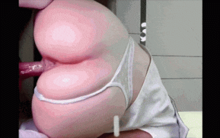 【百变女神】颜值尤物，小野猫kiki酱白黑丝口爆啪啪合集，被大肚腩金主压着腿大力猛操！ #豹纹女神 #口爆