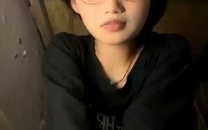 网红困困兔清纯烧货宿舍淫荡直播无水印视频，真的太反差啦?